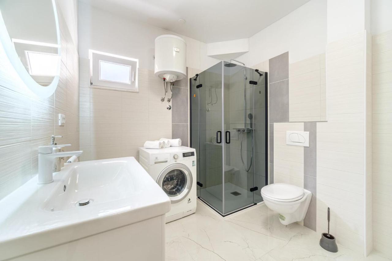 Luxury Apartmens Sebastijan&Karlo Split Exterior photo